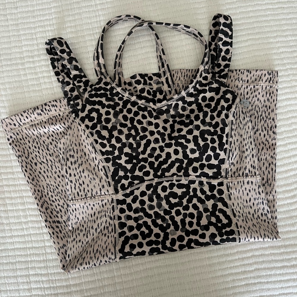 Lululemon racerback tank top. Size 2. Built in bra.